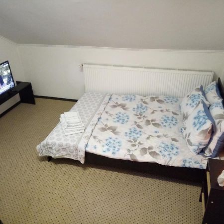 Elizabeth'S Rooms Gherla Εξωτερικό φωτογραφία