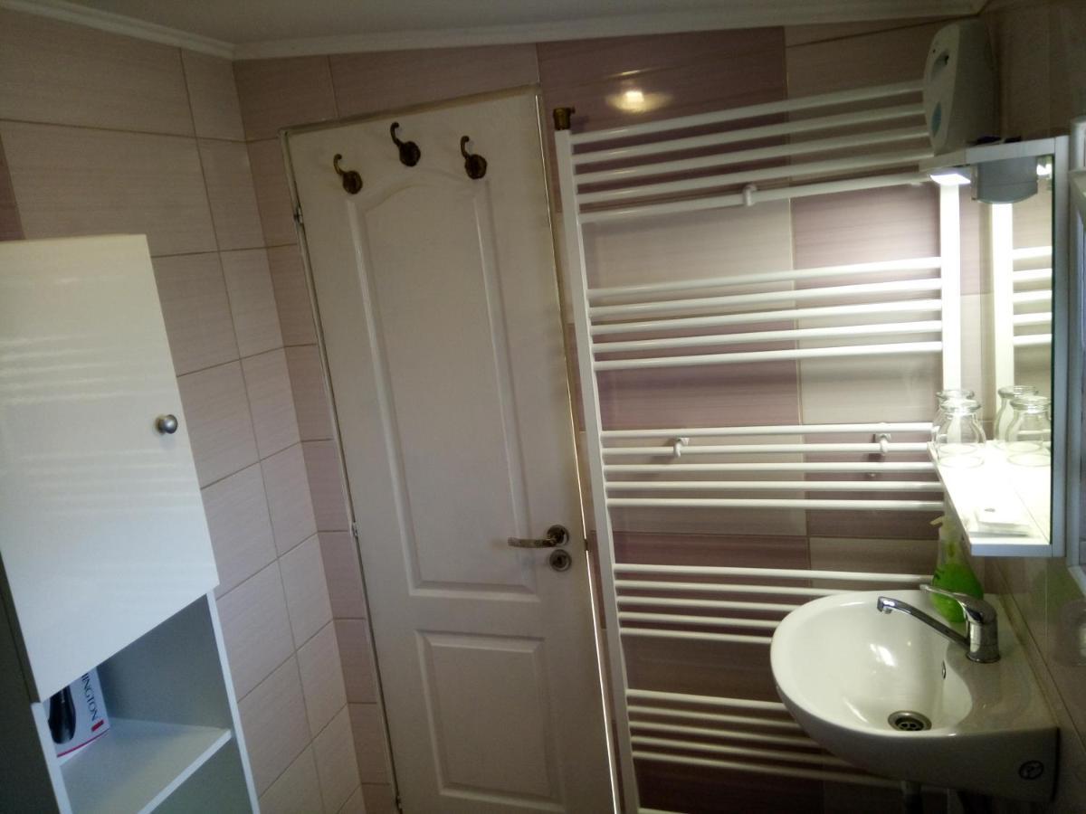 Elizabeth'S Rooms Gherla Εξωτερικό φωτογραφία