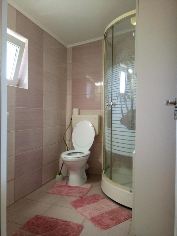 Elizabeth'S Rooms Gherla Εξωτερικό φωτογραφία